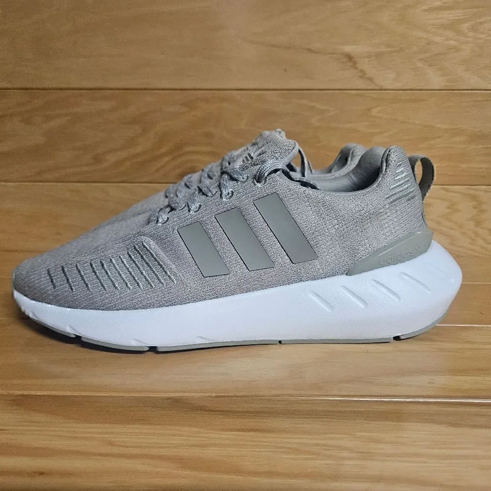 Adidas Swift Run 22 Size 5.5 Youth Kids Sesame White Shoes Sneaker GZ0797